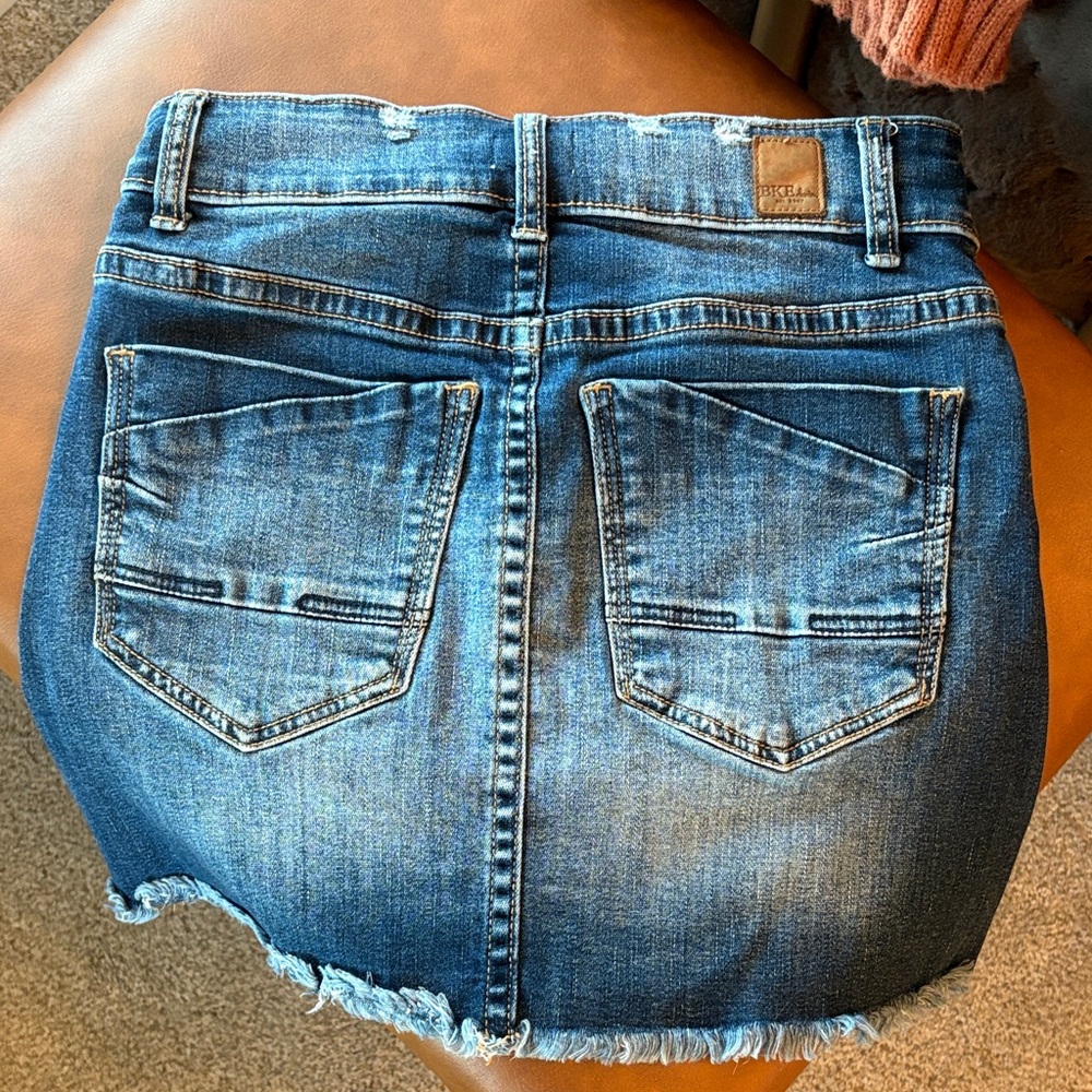 BKE Blue Frayed Hem Mini Skirt - Picture 5 of 7